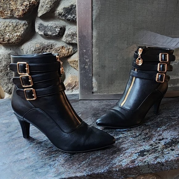 NWOT IDIFU Buckle Strap Ankle Booties Size 10 - Picture 5 of 16